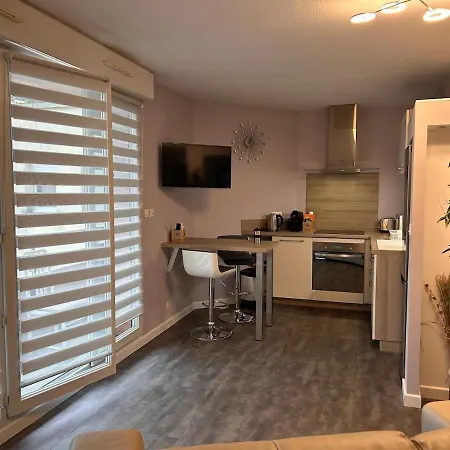 Apartment T2 Dans Avec Piscine