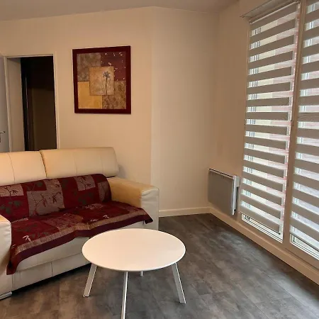 T2 Dans Avec Piscine