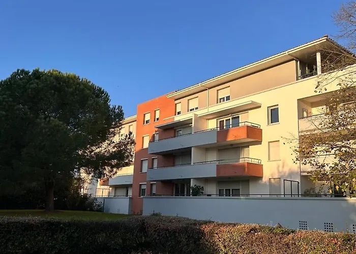 T2 Dans Avec Piscine Apartament *